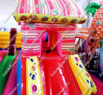 Коммерческий батут "В погоне за медведем",вход слева, 10*6,3*3 м