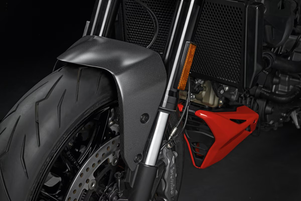 96980991A DUCATI CARBON FRONT MUDGUARD (M 937)
