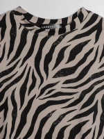 Летний костюм для девочки, лонгслив и юбка