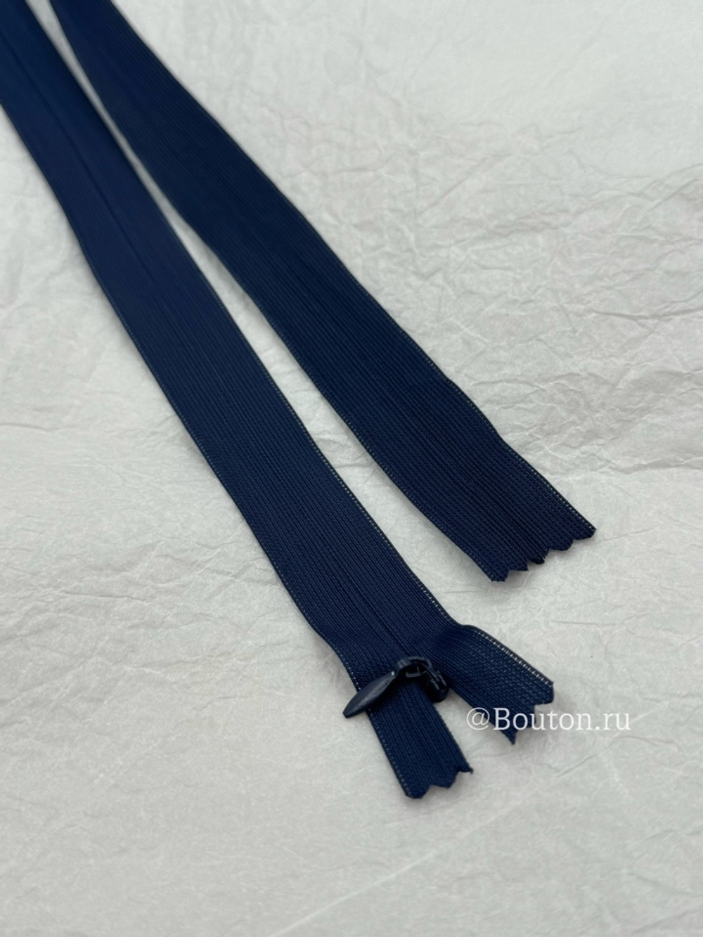 Молния потайная темно-синяя