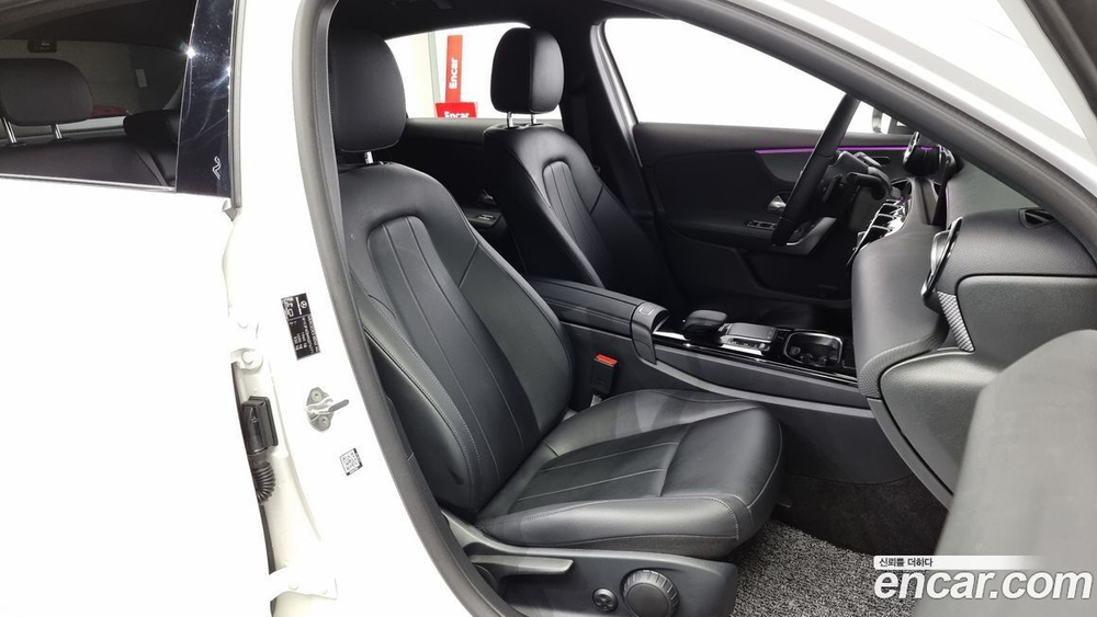 Mercedes-Benz A-Class W177 A220 Hatchback (08.2022)