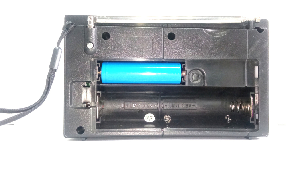 Радиоприемник NNS NS-2039S +MP3 USB/TF Solar панель