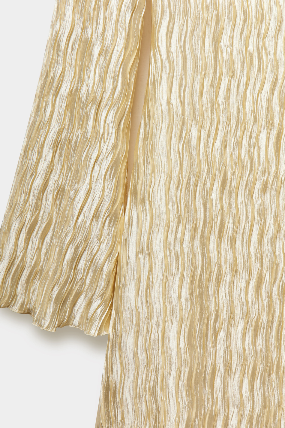 Платье плиссе с открытой спинкой