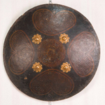 Круглый кожаный щит калкан (каз. қалқан) или «дхал»