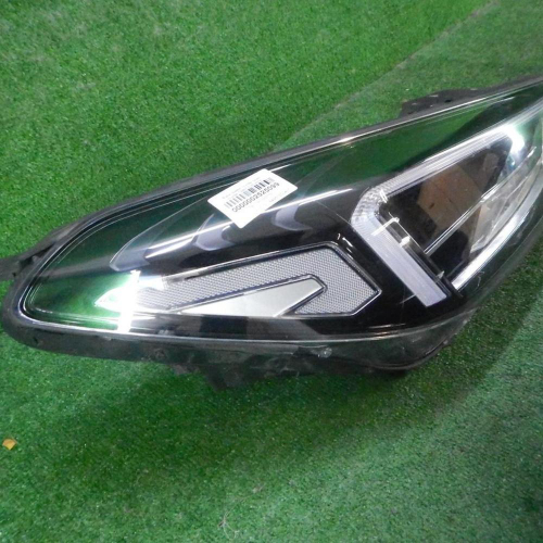 Фара правая Hyundai Tucson 3 (2018-2021) LED