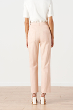 31150 Джинсы женские (пудровый)