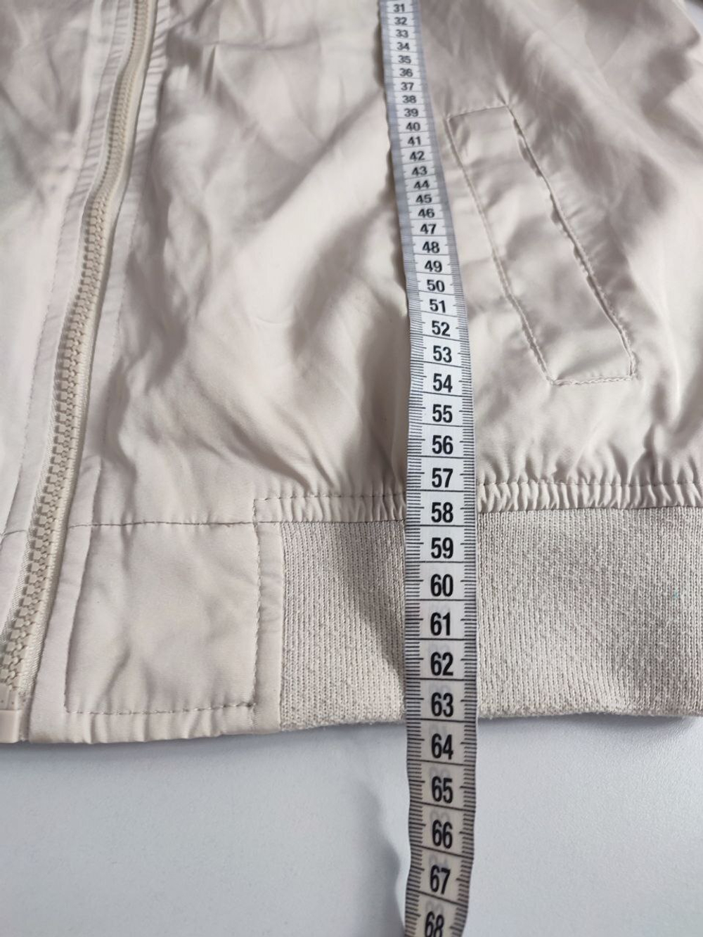 Куртка Bershka светлая 46 размер