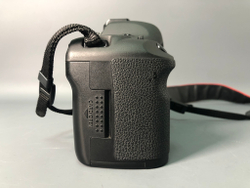 Canon EOS 5D Mark II, 13600 кадров пробега