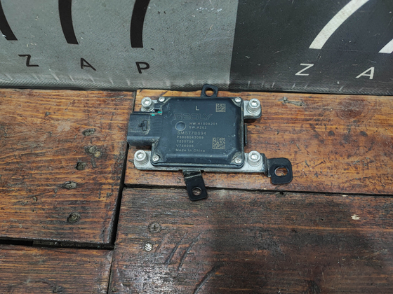 Датчик слепых зон задний левый Geely Tugella 19-нв Б/У Оригинал 6608043089