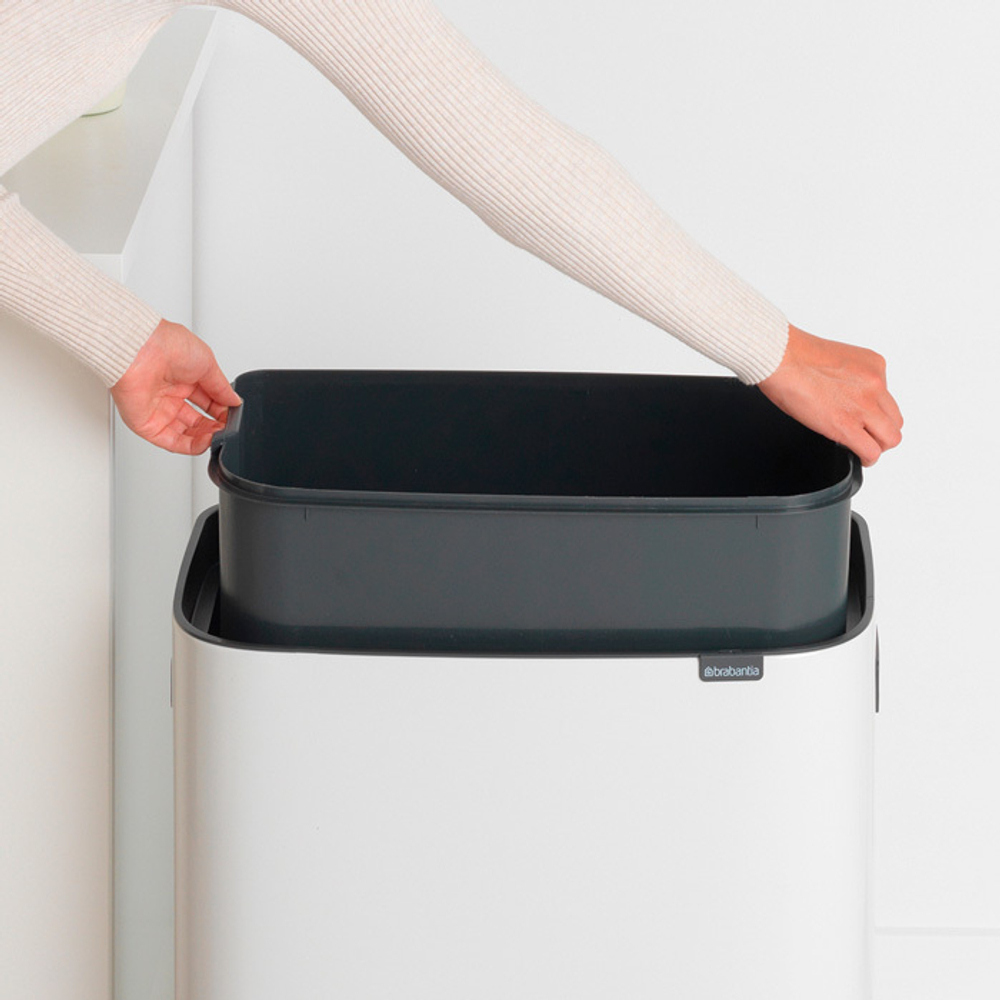Мусорный бак Bo Touch Bin 60л Brabantia Белый