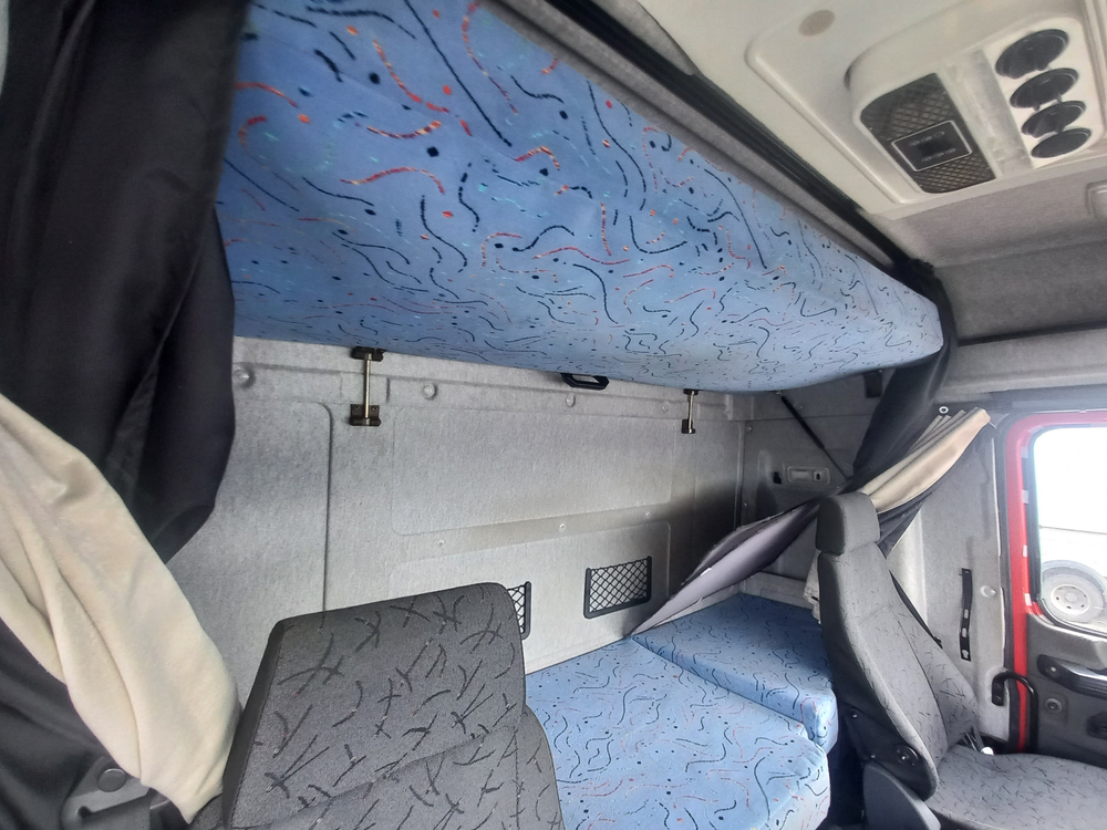 МАЗ 5440 4x2 Седельный тягач 544028-570-031 (Дизельный, 11,6 л, 423 л.с., МТ)