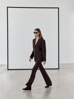 Massimo Dutti Расклешенные брюки с карманом, шоколадный