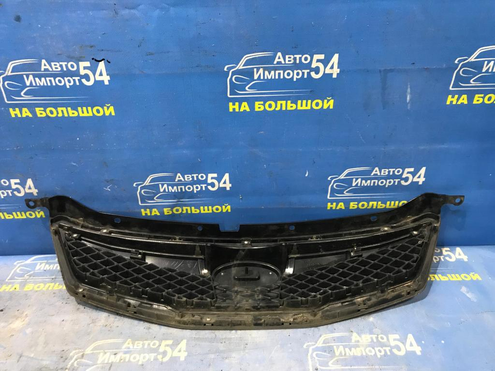 Решетка радиатора SUBARU LEGACY 2009-2013