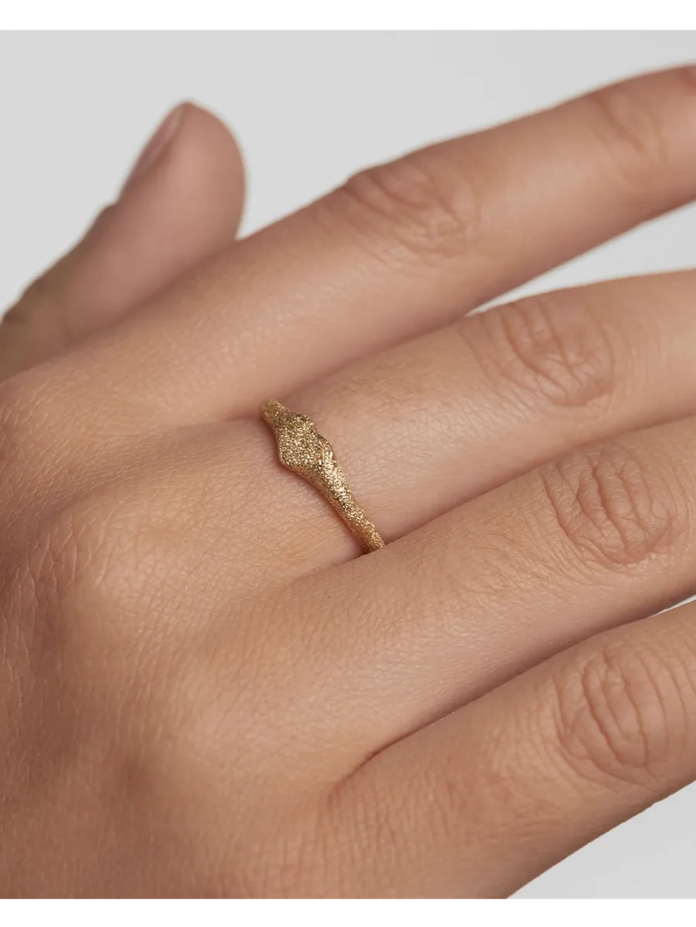 Кольцо Heart Золото 750 пробы