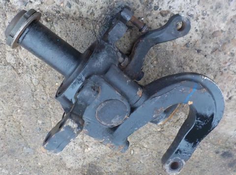 Кулак поворотный на MAN TGA 81442016267 б.у.