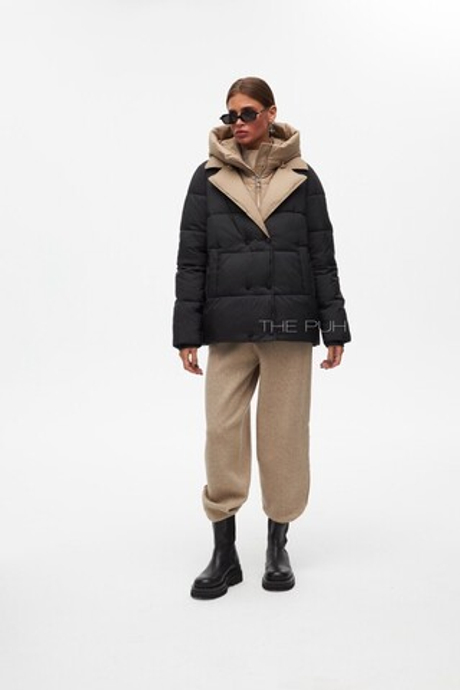 Черно-бежевый пуховик с капюшоном