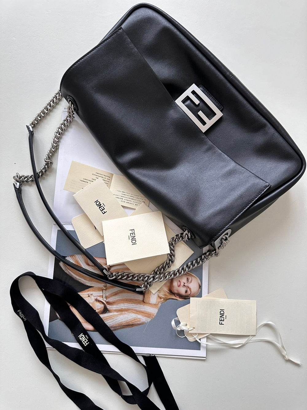 Fendi Baguette Chain Large 38 cm