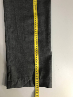 Брюки в классическом дизайне, визуально 44 размер