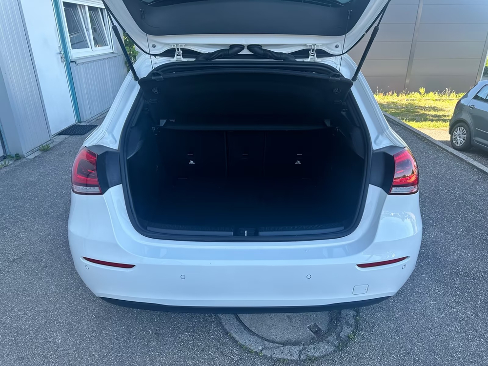 Mercedes-Benz A 180