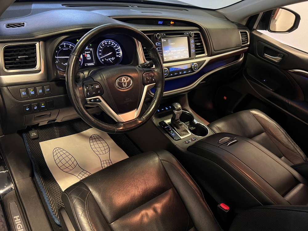 Toyota Highlander, 2015 год