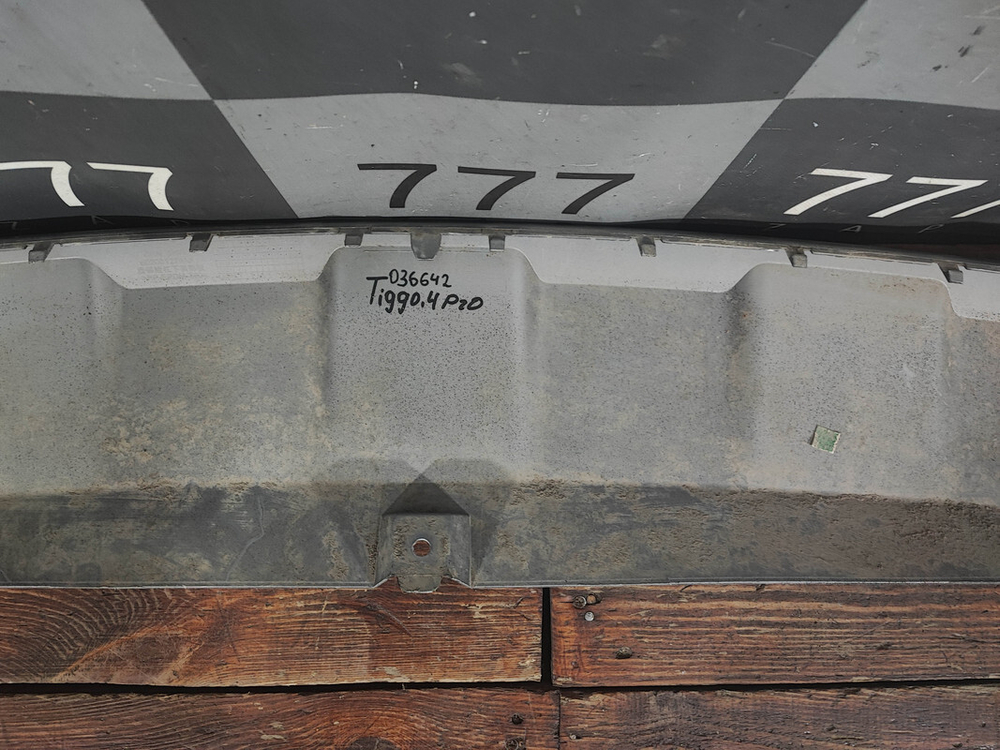 Накладка заднего бампера Chery Tiggo 4 17-нв Б/У Оригинал 602001279AA