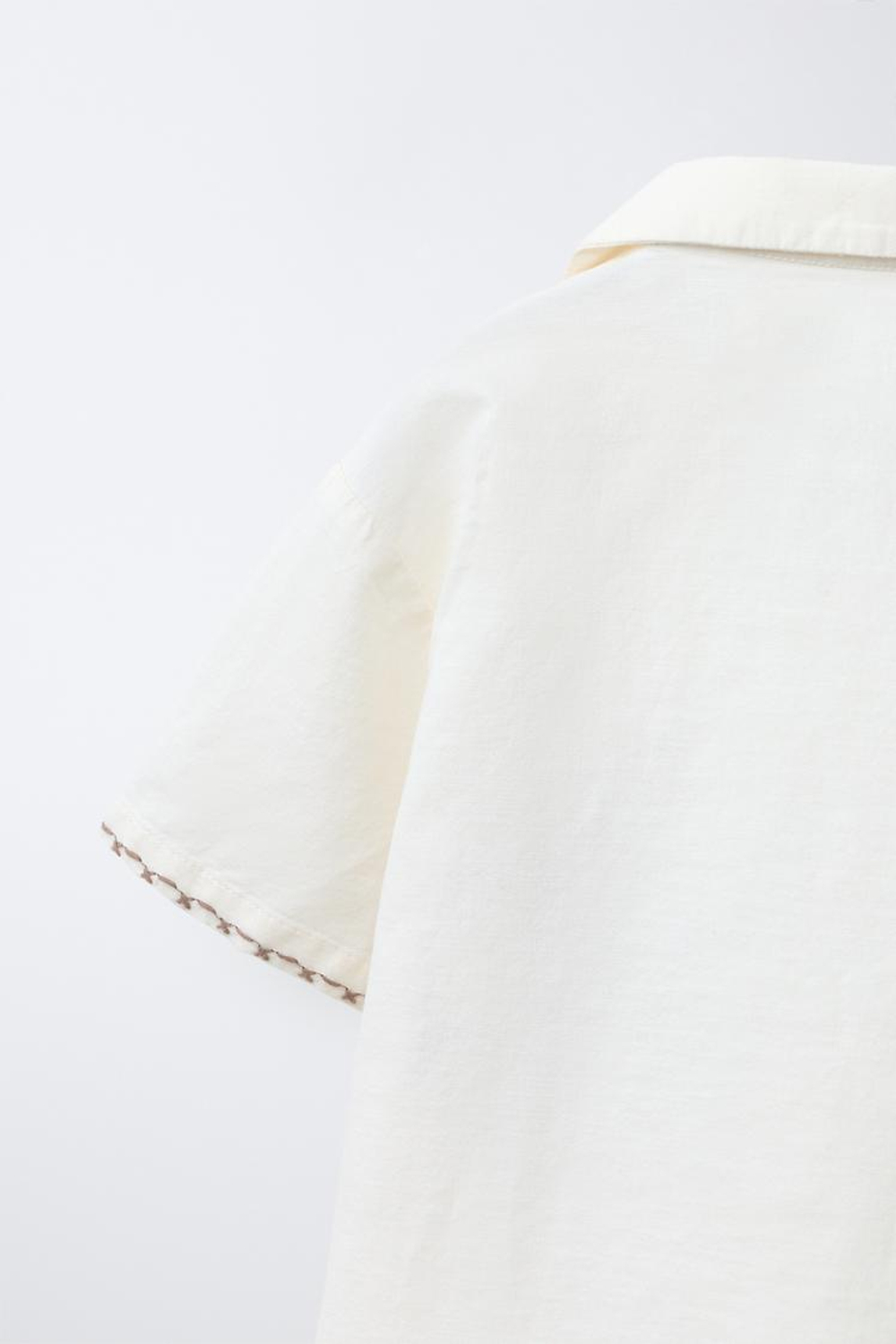 ZARA РУБАШКА С ВЫШИТЫМ ЛЬВОМ, ЭКРЮ