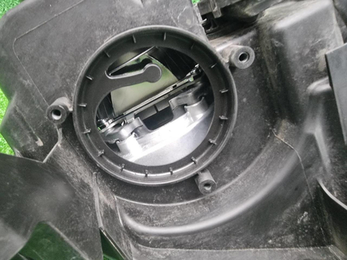 Фара левая Nissan X-Trail Т31 (2010-2015) ксенон