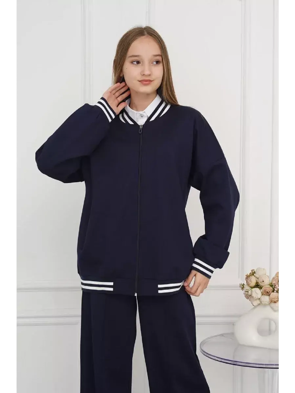 Бомбер школьный универсальный