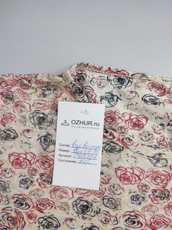 Футболка с красивым принтом 44-46 размер