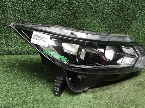 Битая Фара правая Nissan Qashqai j11 17-23 галоген