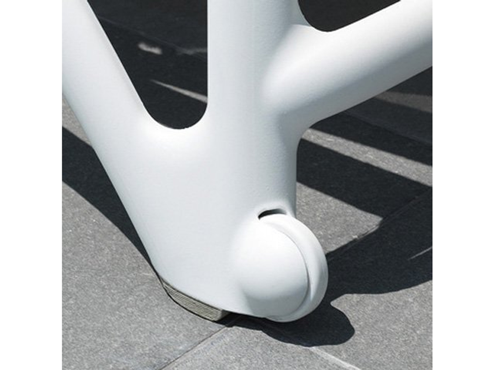 Шезлонг-лежак пластиковый Nardi Atlantico, белый