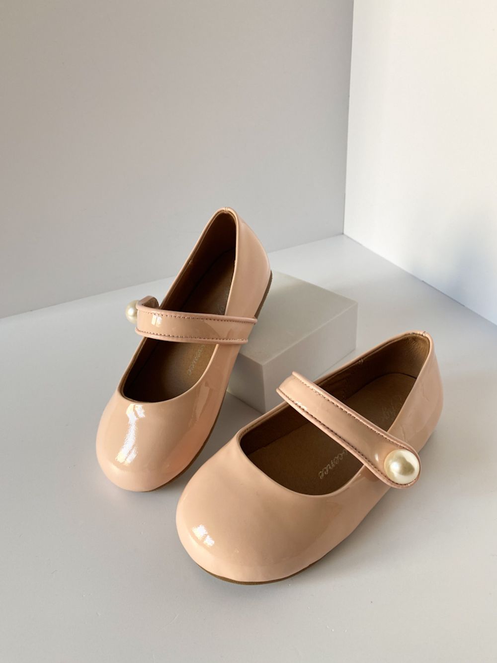 Новые лаковые туфли Age of Innocence, 26