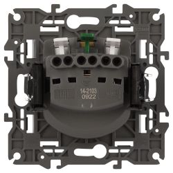 Розетка ЭРА Elegance 14-2103-01 с заземлением 2P+E Schuko со шторками с крышкой 16A-250В IP20 белый