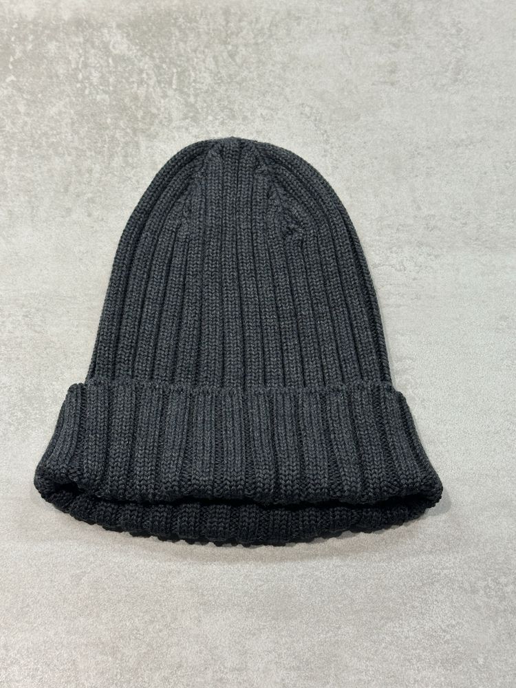 Шапка с отворотом (темный бургунди)