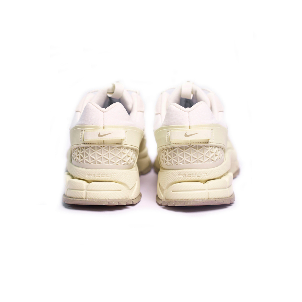 Nike Zoom Vomero Roam "Pale Ivory"