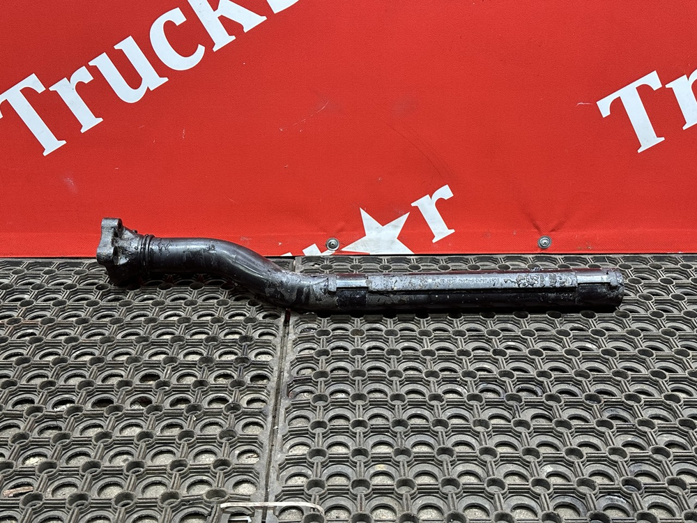 Кронштейн крыла заднего правый 2023г