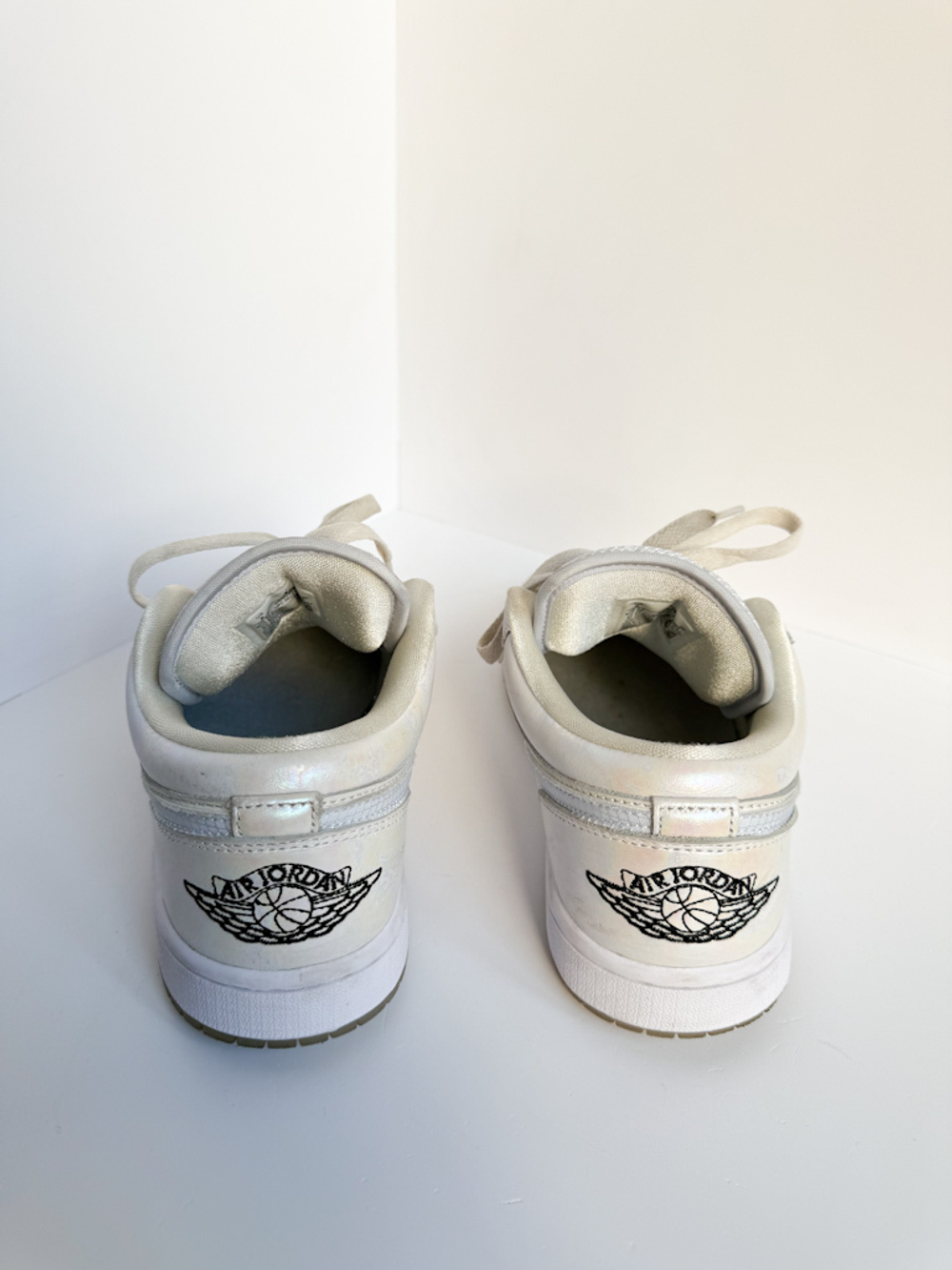 Кожаные кроссовки Nike Air Jordan, 39