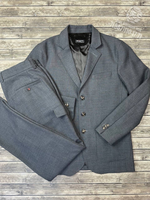 Классический костюм Kiton