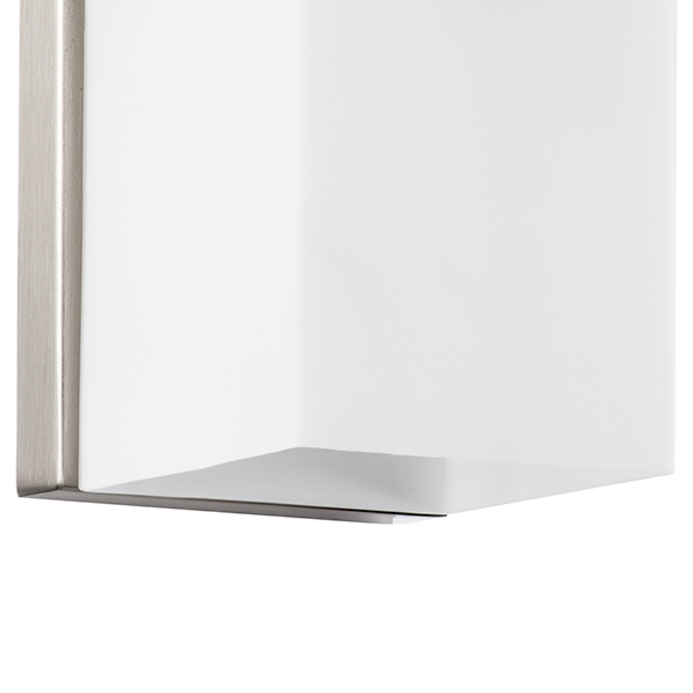 805620 Светильник настенный QUBICA 2х40W E14 НИКЕЛЬ/БЕЛЫЙ