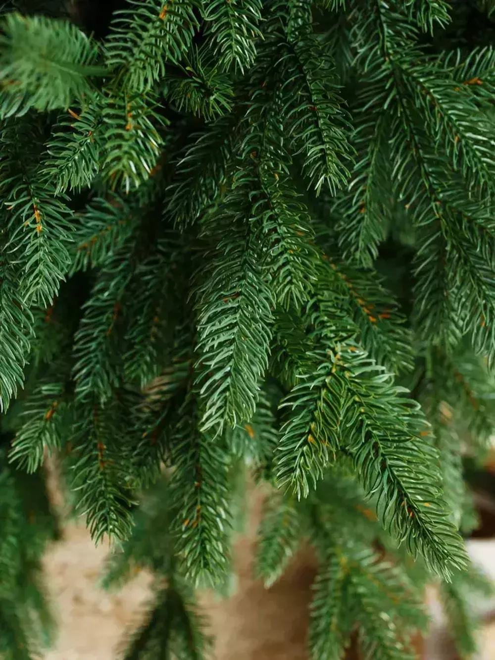 Искусственная ель «Берген» (Литая хвоя) 180 см / 1.8 м