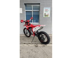 Мотоцикл JHL Z1 CB300F (ZS175FMM)