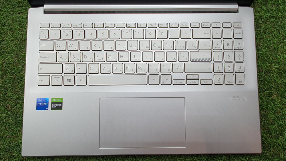 Игровой ASUS i7-11/16 Gb/GTX 16504 Gb/FHD./VivoBook Pro K3500PHPH-L1137T 90NB0UV2-M02480/ Windows 10