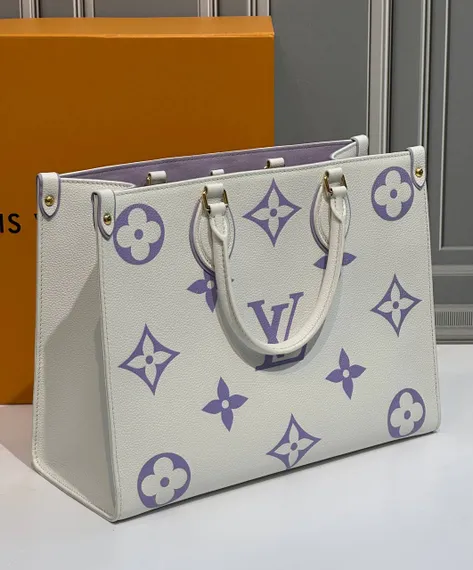 Сумка Louis Vuitton Onthego MM