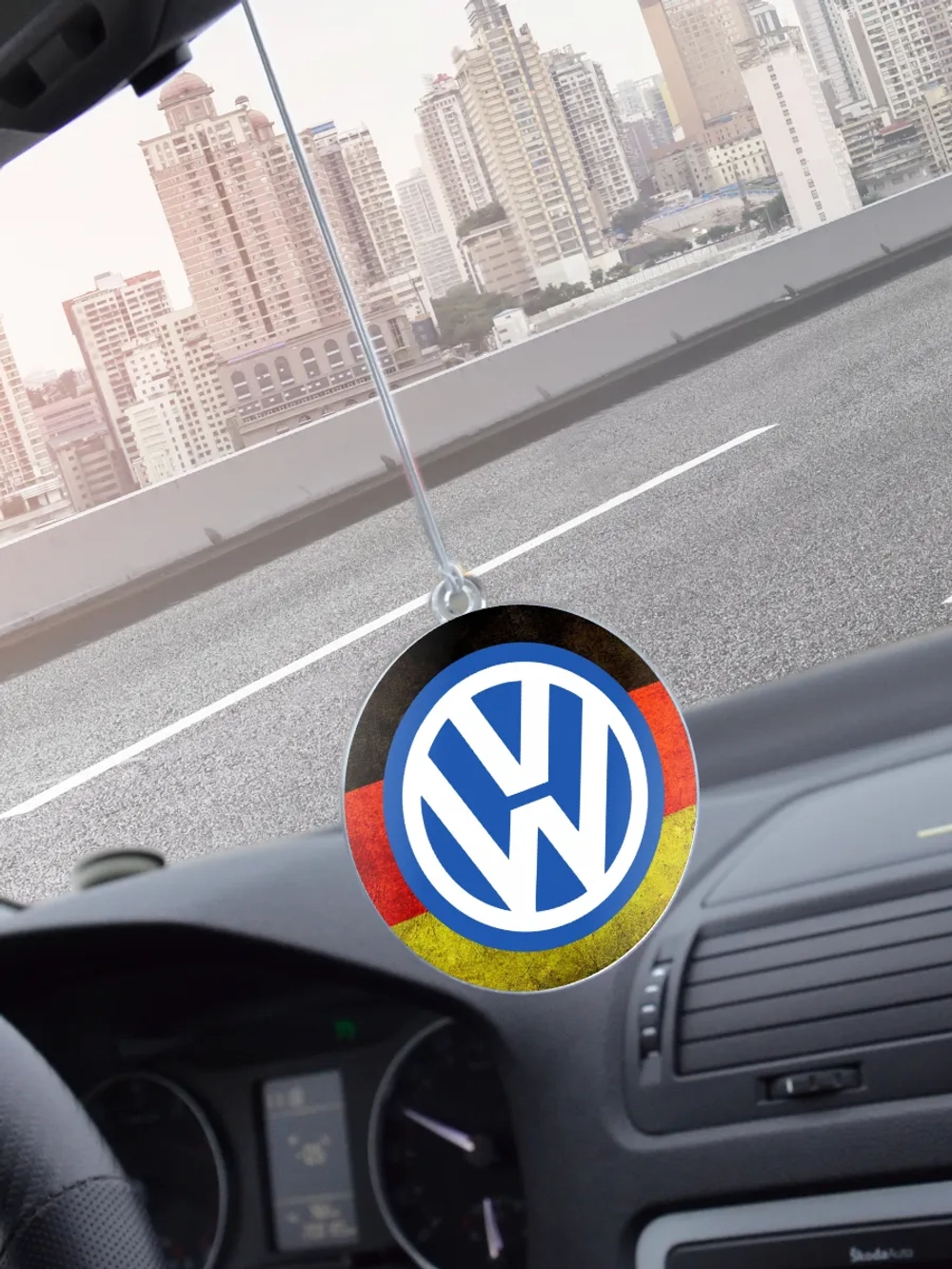 Подвеска в машину - Volkswagen