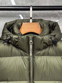 Пуховик Burberry