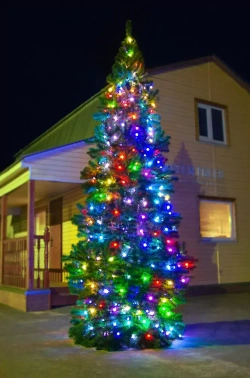 Комплект освещения Цветной каскад для елей высотой 5 м., 480 разноцветных LED., 48 м., шаг 35 см., Green Trees (Kaskad5)