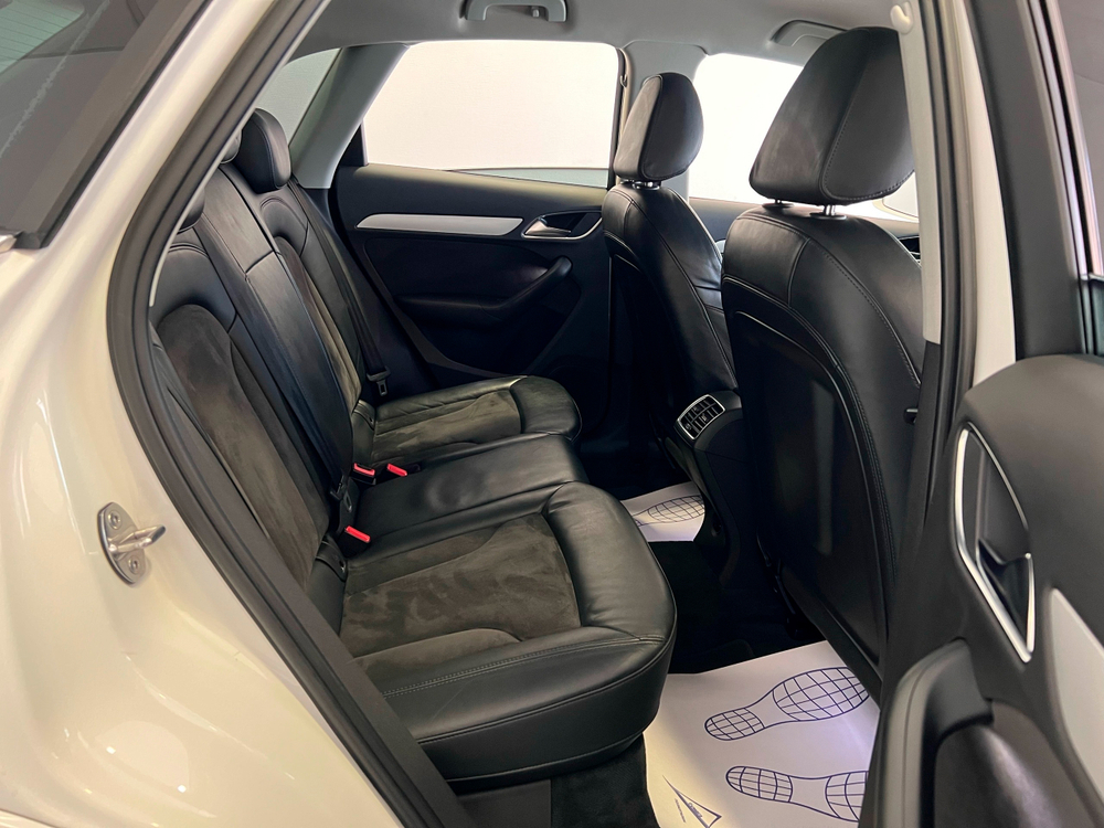 Audi Q3, 2015 год