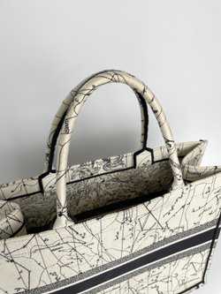 Сумка CHRISTIAN DIOR BOOK TOTE LARGE