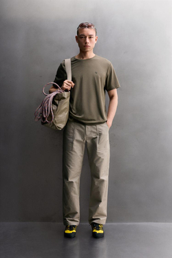 ZARA БРЮКИ TAPERED FIT ДЛЯ СКАЛОЛАЗАНИЯ, ЦВЕТ СЛОНОВОЙ КОСТИ