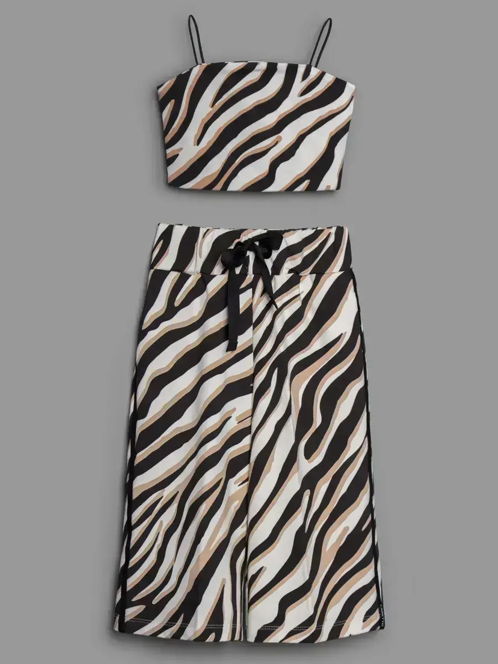 Костюм для девочки на лето с кюлотами